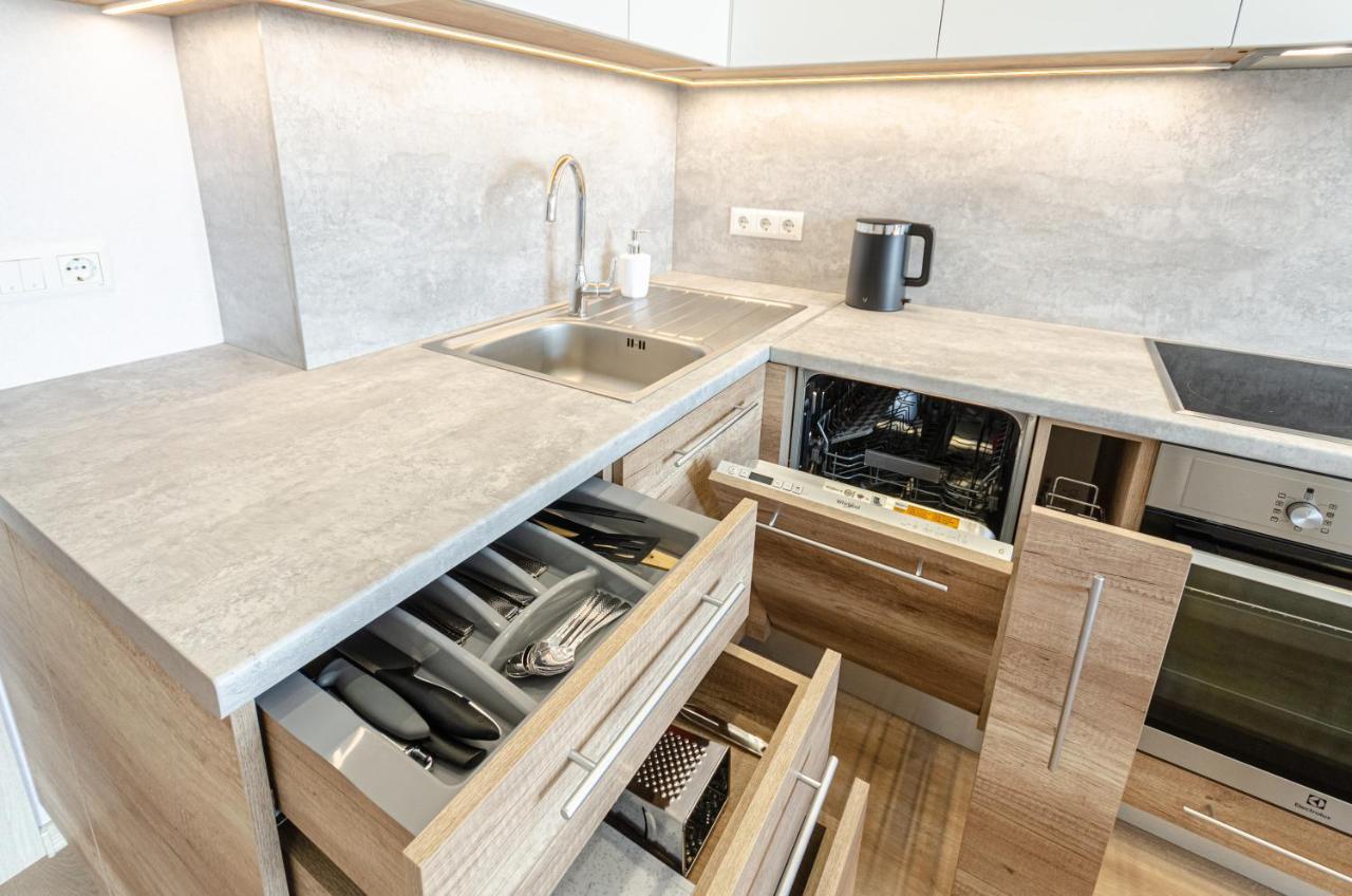 Petrovdom 5-25 In Cozy Apartment In Residential Complex "Beresteiskyi" เคียฟ ภายนอก รูปภาพ