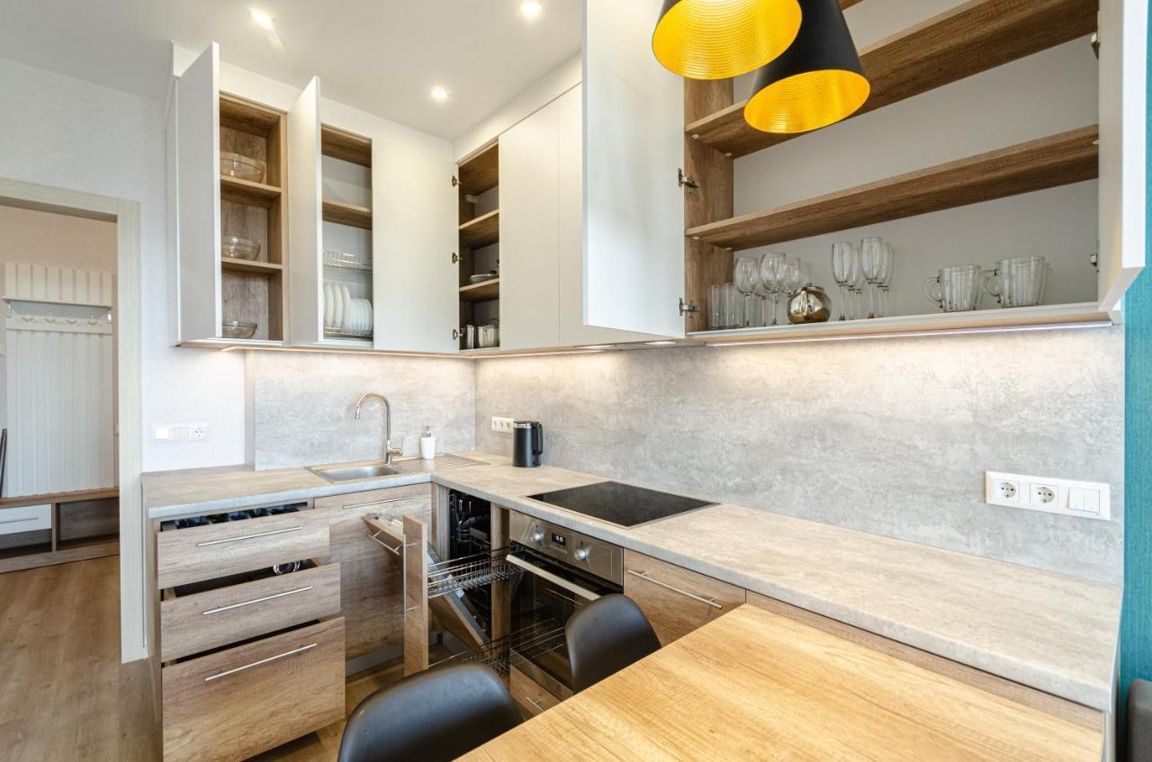 Petrovdom 5-25 In Cozy Apartment In Residential Complex "Beresteiskyi" เคียฟ ภายนอก รูปภาพ