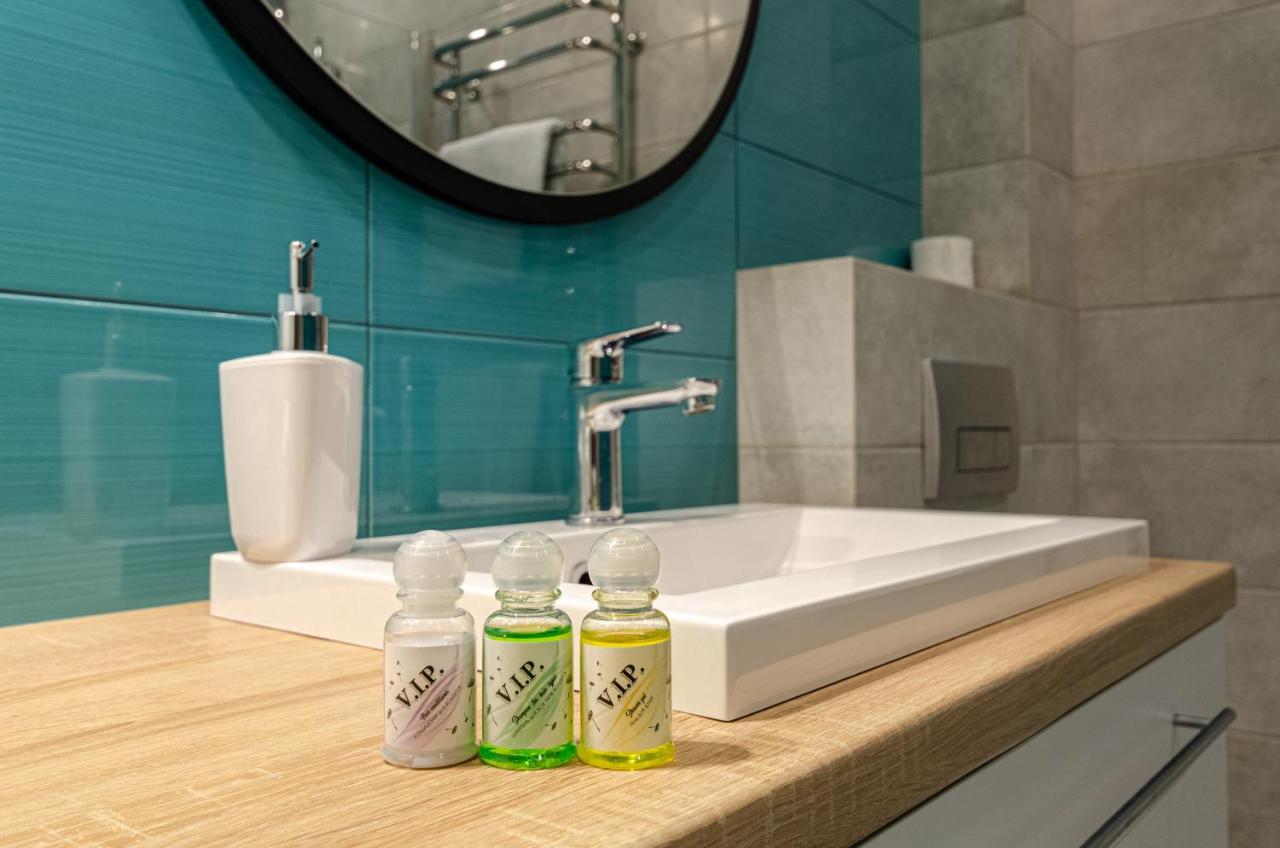 Petrovdom 5-25 In Cozy Apartment In Residential Complex "Beresteiskyi" เคียฟ ภายนอก รูปภาพ